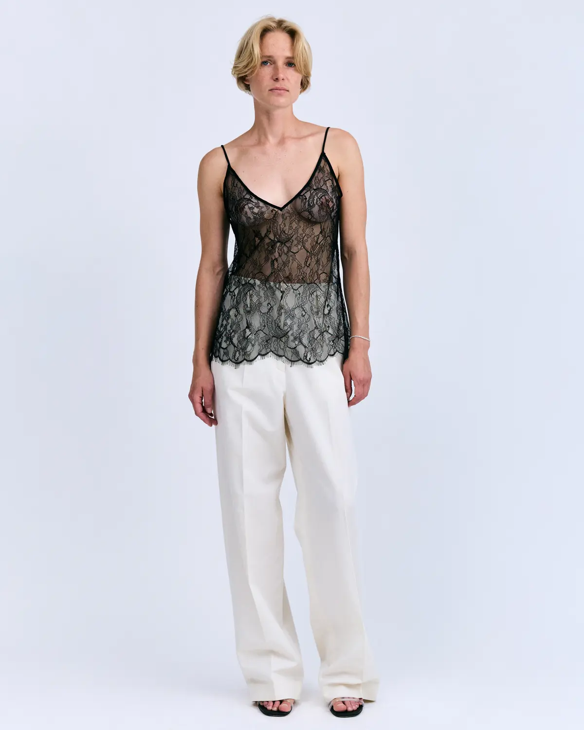 LOVE STORIES Eve Transparentes Spitzenoberteil Schwarz 2 LOVE STORIES Eve Transparentes Spitzenoberteil Schwarz – Bild 2